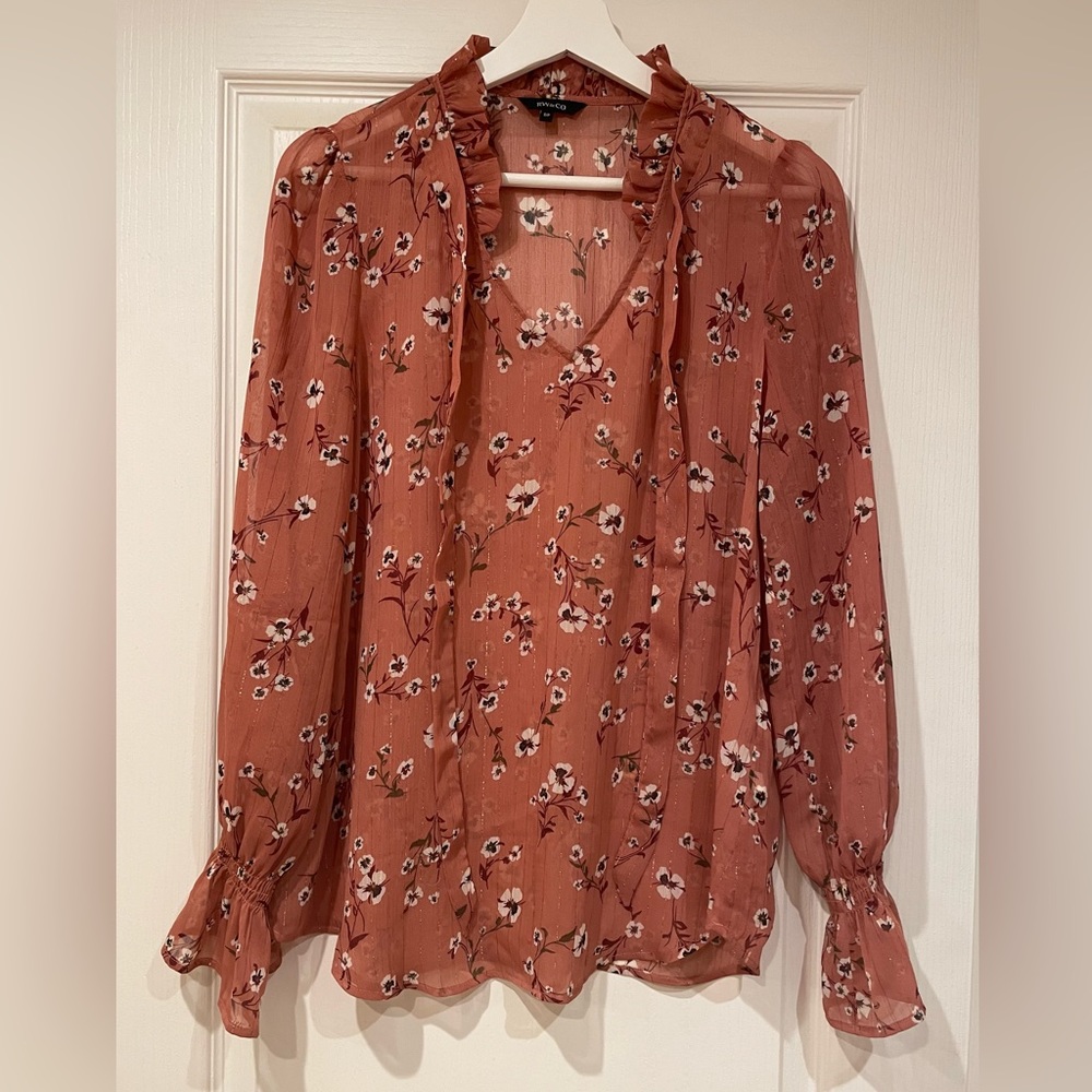 ⭐️ RW&Co Peachy Pink Sheer Blouse with Flowers - Picture 1 of 4